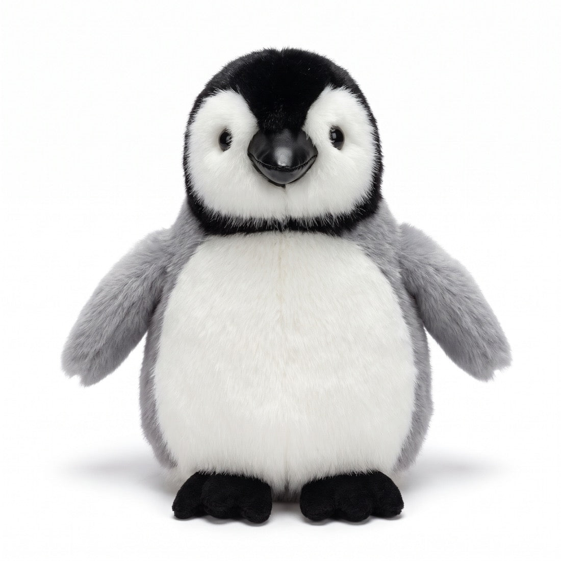 Peluche pingouin câlin gris avec tête noire, visage et ventre blancs, pattes noires, sur fond blanc