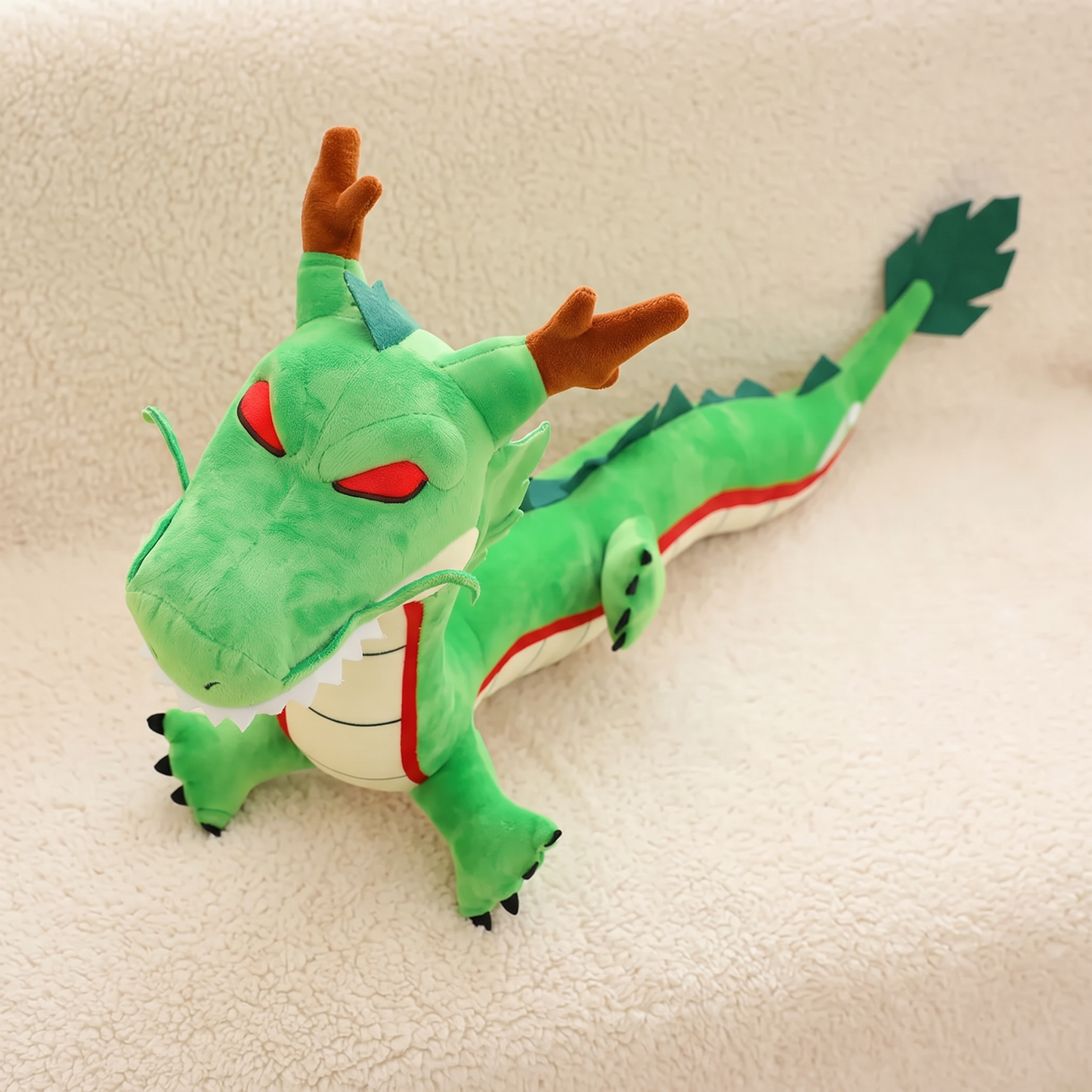 Peluche Shenron Dragon Sacré Géante - Detail matière