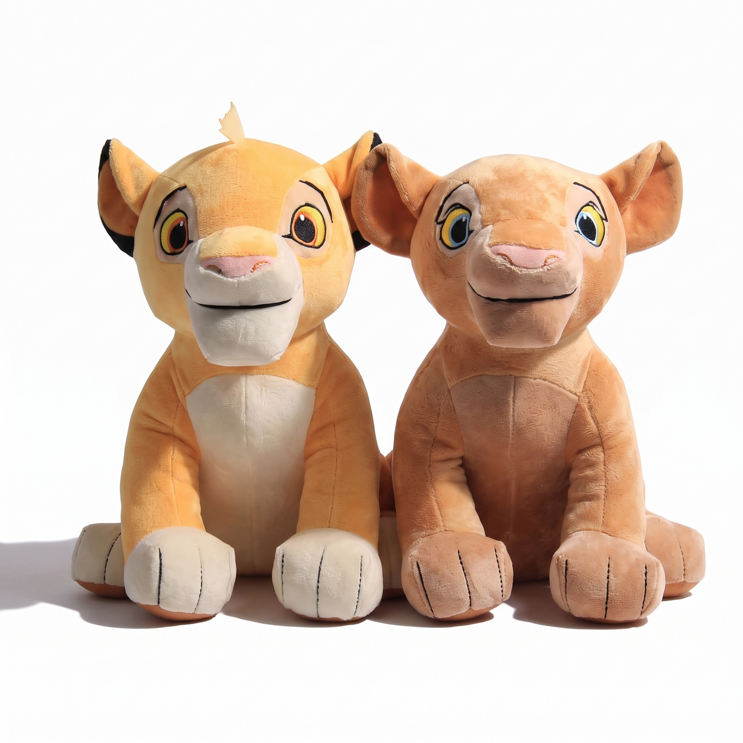 Peluche Simba et Nala Duo Roi Lion 26cm - Fond blanc frontal
