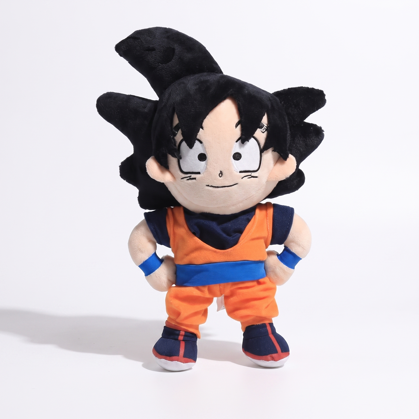Peluche Son Goku Dragon Ball avec Ventouse - fond blanc Frontal
