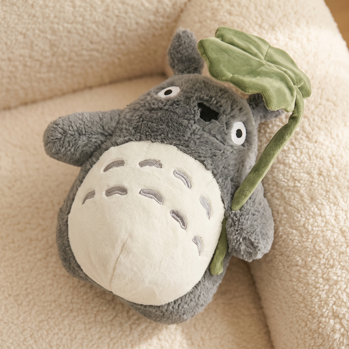 Peluche Totoro Feuille de Lotus Douce - Detail matière