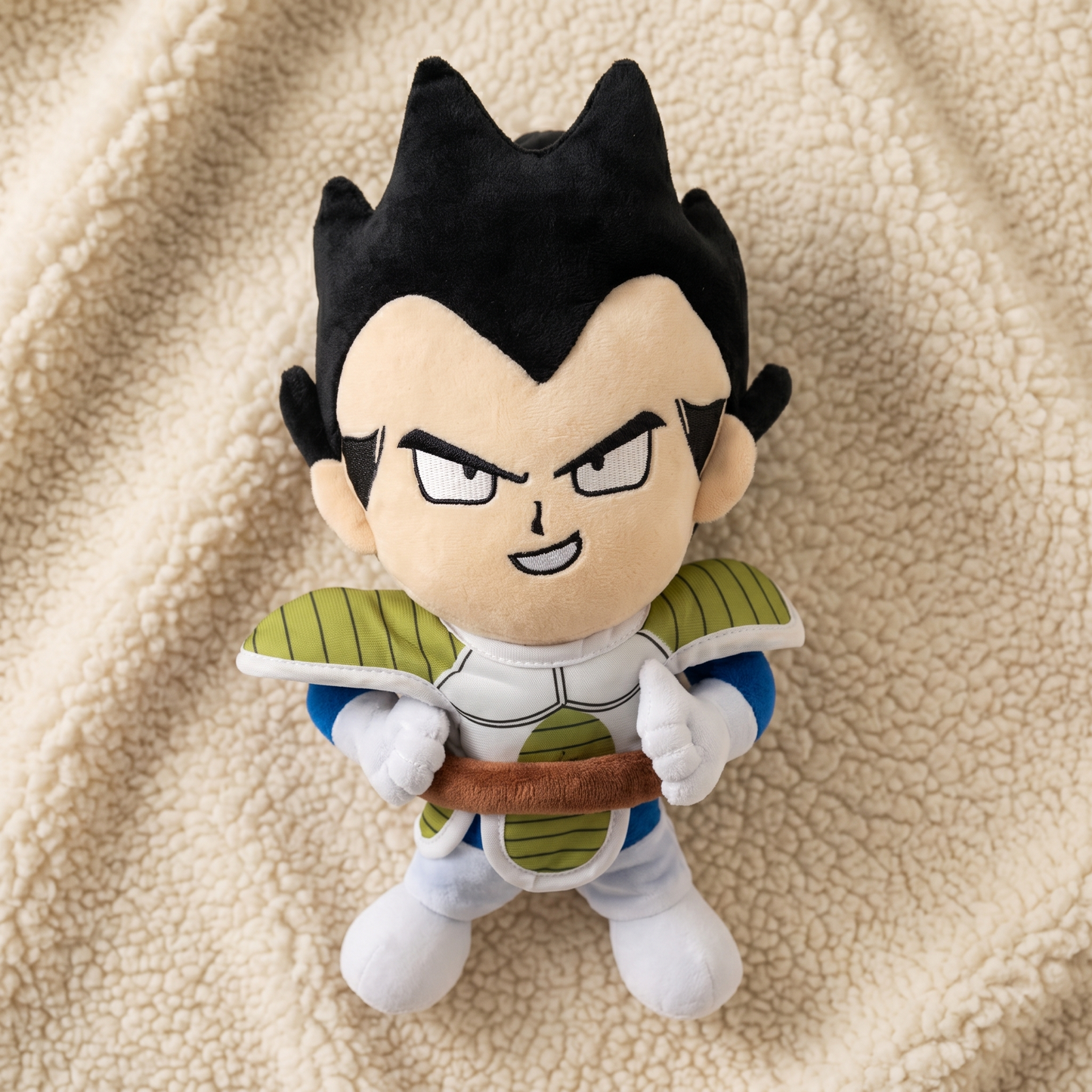 Peluche Végéta Dragon Ball Z 25cm - Détail matière