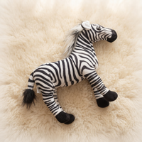 Peluche Zèbre Réaliste 30 cm - Détail matière